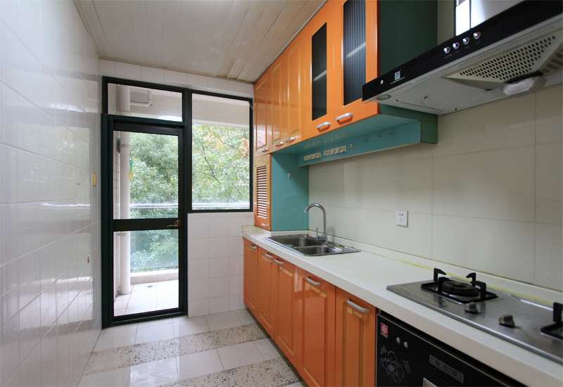 Kitchen in Shared Apartment