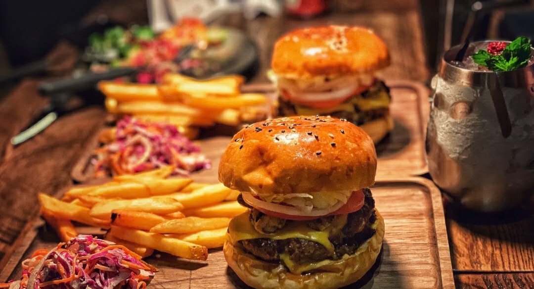 Burgers-in-Beijing